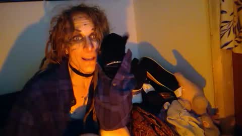 aspiringturtlegirl online show from February 16, 2026, 8:43 am