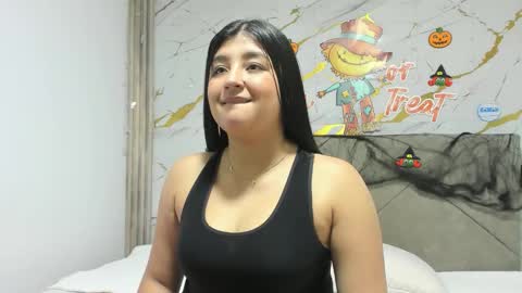 Asshley online show from November 4, 2025, 1:43 pm