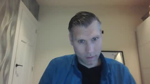 Snapshot of assmani28 chatting on December 5, 2024, 2:11 pm Assmani28 online show from December 5, 2024, 2:11 pm
