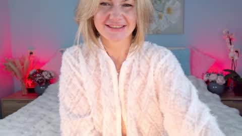 assolmonet online show from May 17, 2026, 7:50 am