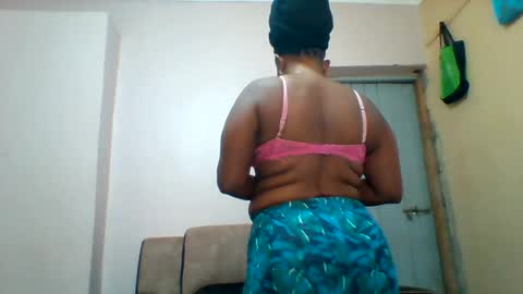 FLORAH DANIEL online show from June 27, 2026, 7:02 am
