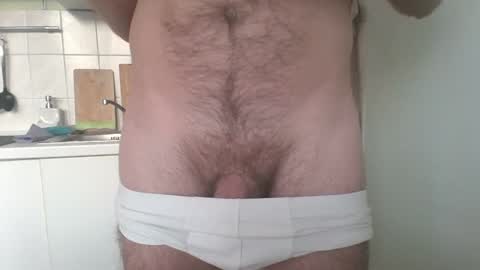 Snapshot of astleitx chatting on November 11, 2025, 2:39 pm astleitx online show from November 11, 2025, 2:39 pm