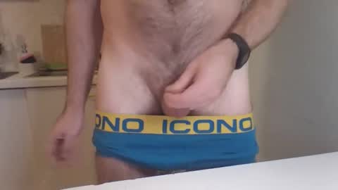 Snapshot of astleitx chatting on December 17, 2025, 11:00 pm astleitx online show from December 17, 2025, 11:00 pm