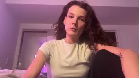 AstoriaLove online show from June 9, 2026, 1:06 am