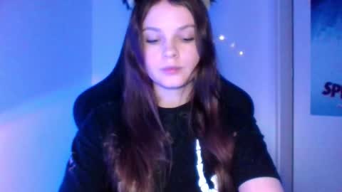 Snapshot of astradream_ chatting on February 10, 2026, 2:04 am astradream_ online show from February 10, 2026, 2:04 am