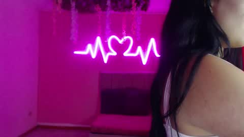 Astrid online show from February 19, 2026, 10:06 pm