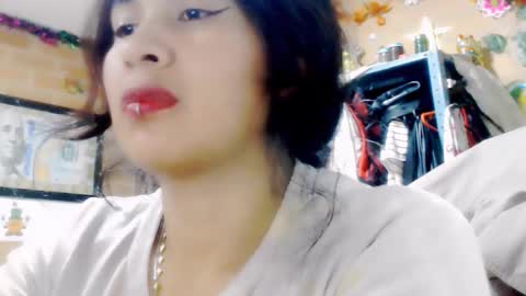 astrid_hauser66 online show from December 21, 2025, 5:14 am