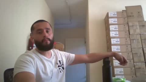 Snapshot of astro_boy_01 chatting on October 17, 2025, 9:17 pm astro_boy_01 online show from October 17, 2025, 9:17 pm