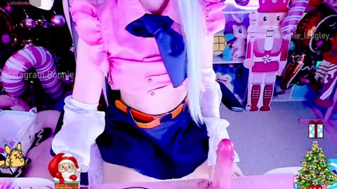 Bonnie online show from December 11, 2024, 3:35 am