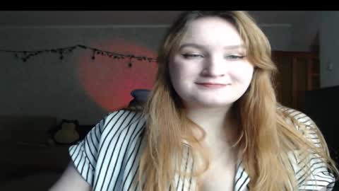 Asya online show from November 27, 2025, 11:18 pm