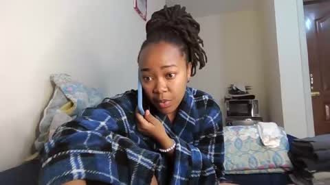 atara_seren online show from June 6, 2026, 5:23 am