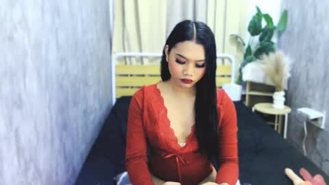 atashakendall online show from February 18, 2026, 1:29 pm