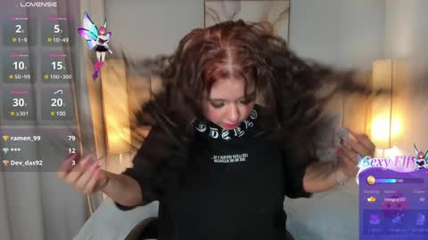 Snapshot of atena_cuteee chatting on January 18, 2025, 10:17 pm sofia online show from January 18, 2025, 10:17 pm