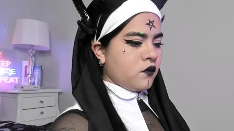 Athena online show from October 25, 2025, 7:52 pm