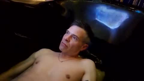 jonnyandrew online show from January 8, 2025, 7:55 am