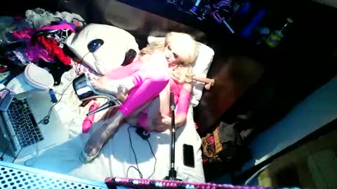 Snapshot of athenaatiya chatting on February 10, 2025, 12:50 pm Sissy Athena online show from February 10, 2025, 12:50 pm