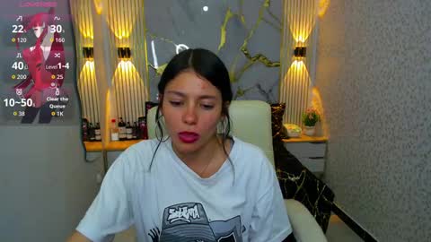 athenasexxxy online show from October 1, 2025, 7:53 pm