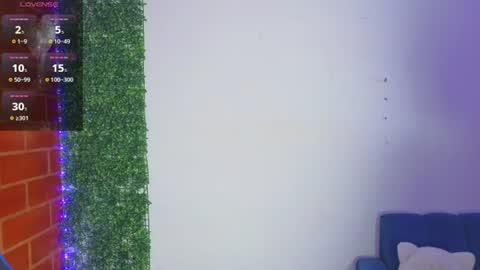 Snapshot of athenea_03 chatting on July 23, 2026, 6:33 am Athenea online show from July 23, 2026, 6:33 am