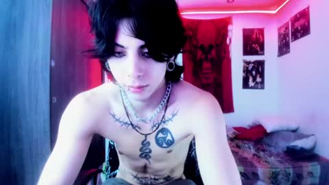 Snapshot of atheneoo_ chatting on December 21, 2024, 9:12 am athenauwu online show from December 21, 2024, 9:12 am