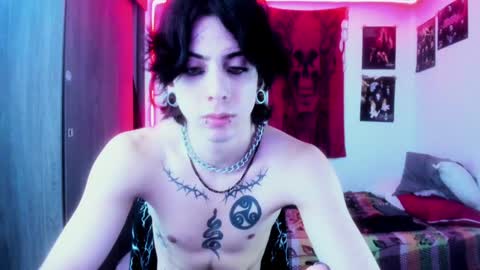 Snapshot of atheneoo_ chatting on December 24, 2024, 7:06 am athenauwu online show from December 24, 2024, 7:06 am