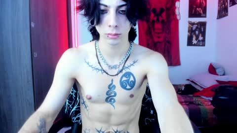 Snapshot of atheneoo_ chatting on February 3, 2025, 7:40 am athenauwu online show from February 3, 2025, 7:40 am