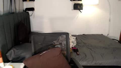 athisamore online show from February 7, 2025, 9:47 am