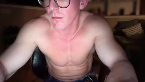 Snapshot of athleticcraigwill chatting on February 26, 2026, 11:48 pm Will online show from February 26, 2026, 11:48 pm