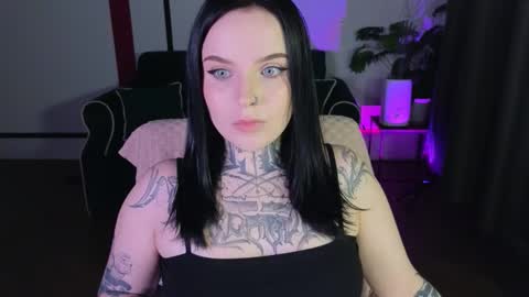 online every day between 10am-23pm online show from January 12, 2026, 12:16 am