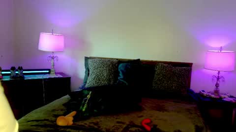 Aubree  Shae online show from October 29, 2025, 5:47 pm