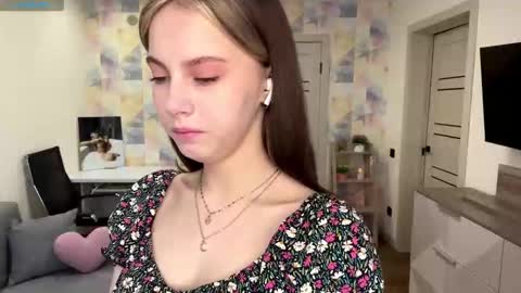 Snapshot of audiedelorbe chatting on February 15, 2026, 6:10 am Jolyn online show from February 15, 2026, 6:10 am