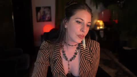 Audrey online show from April 19, 2026, 4:12 am