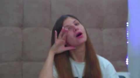 Audrey online show from November 29, 2025, 6:38 am