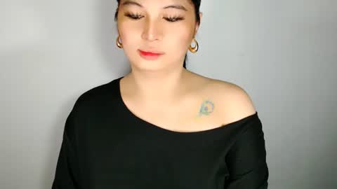 Audrey online show from June 17, 2026, 2:25 am