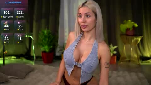 Isabella online show from February 17, 2026, 10:56 am