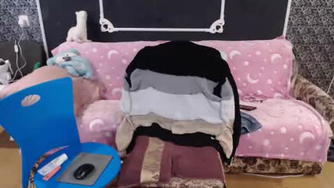 Verona nika online show from February 15, 2026, 7:49 am