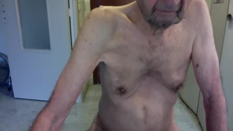 auguste688483 online show from February 25, 2026, 9:30 am