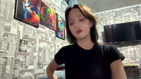 Naomi online show from March 18, 2026, 11:02 am