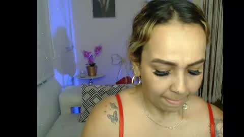 Snapshot of aunty_milf chatting on June 16, 2026, 7:49 pm aunty_milf online show from June 16, 2026, 7:49 pm
