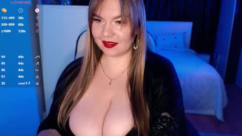 Snapshot of aura_boobs chatting on January 12, 2026, 7:13 am Aura FOLLOW ME online show from January 12, 2026, 7:13 am