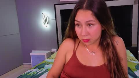 Snapshot of aura_verde chatting on February 11, 2026, 3:11 am aura verde online show from February 11, 2026, 3:11 am