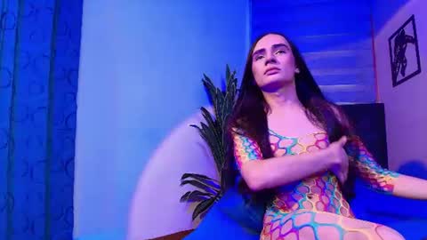 auralis_lux online show from June 13, 2026, 12:03 pm