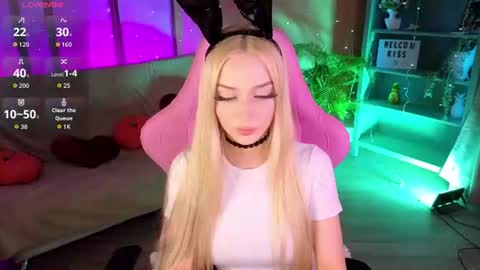 Aura online show from June 13, 2026, 8:18 pm