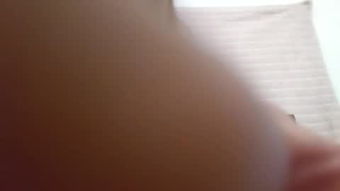 aureliatasty online show from July 14, 2026, 1:52 am