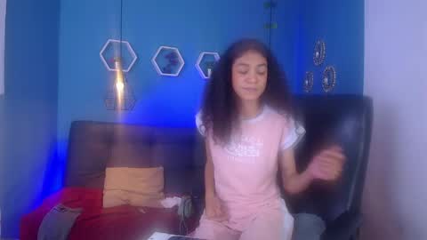 Snapshot of aurora_ath chatting on April 24, 2026, 5:21 am Aurora ath online show from April 24, 2026, 5:21 am