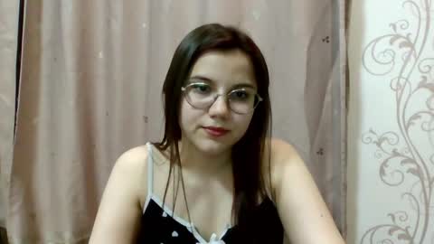 Snapshot of aurora_breeze chatting on April 26, 2026, 8:06 pm Kiara Xanthe online show from April 26, 2026, 8:06 pm