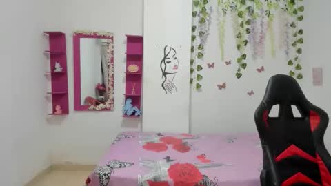 aurora_lan online show from January 15, 2026, 12:26 am