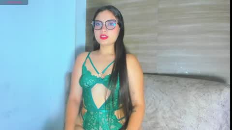 aurora_lenovic online show from July 25, 2026, 4:59 pm