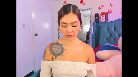 Snapshot of aurora_sky9 chatting on February 25, 2026, 12:09 am aurora_sky9 online show from February 25, 2026, 12:09 am