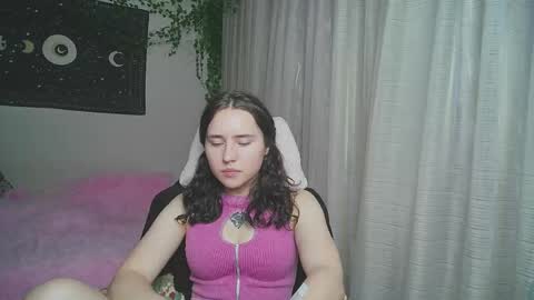 Aurora online show from September 11, 2025, 12:05 pm