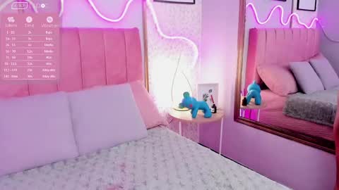 Mariana  online show from May 29, 2026, 3:37 am